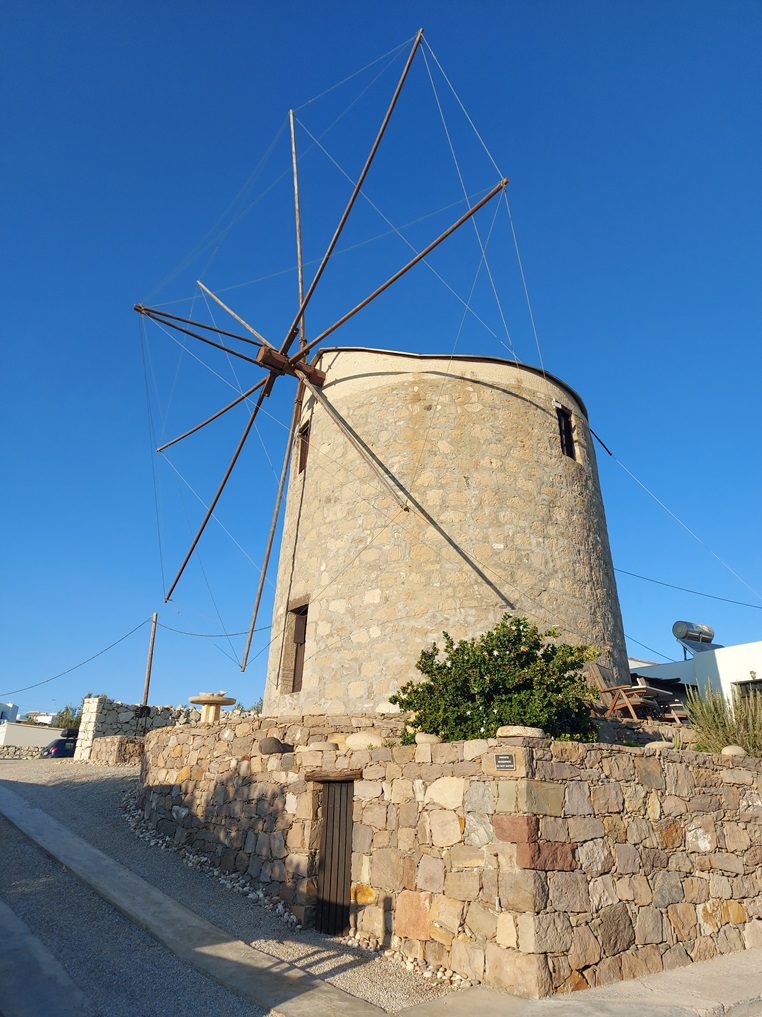 Milos - Tripiti - 2024